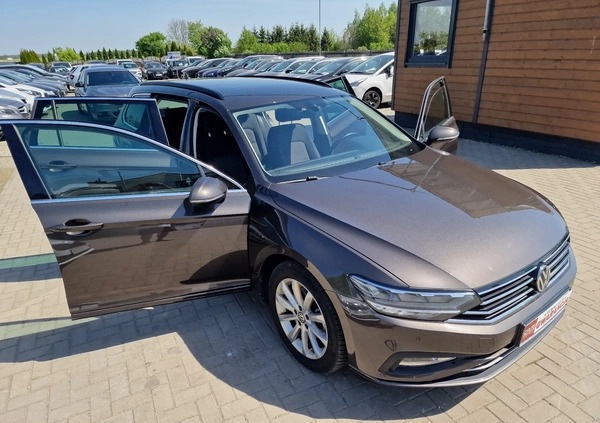 Volkswagen Passat cena 54900 przebieg: 148000, rok produkcji 2015 z Kazimierz Dolny małe 631